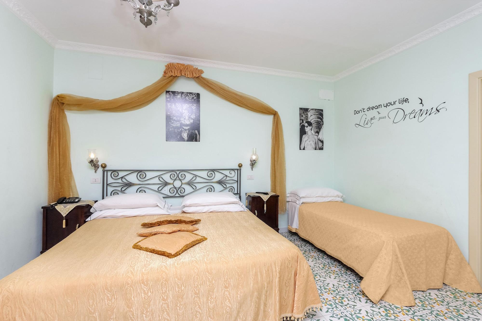 Hotel Bonadies Равело Екстериор снимка