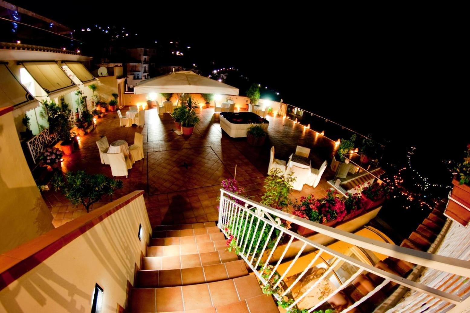 Hotel Bonadies Равело Екстериор снимка