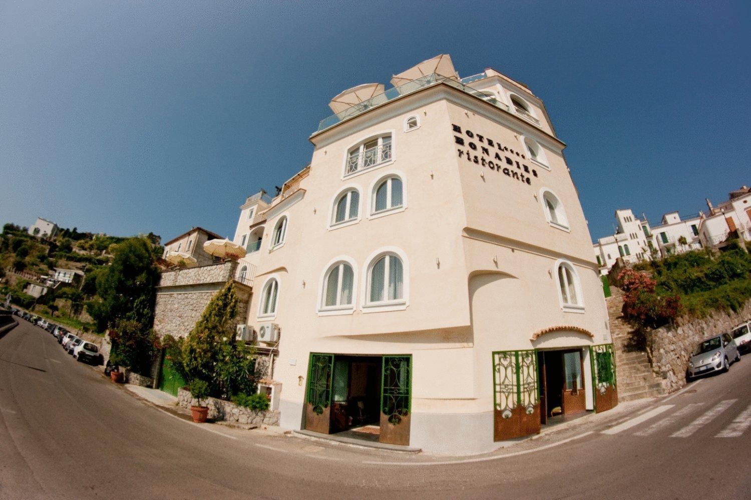 Hotel Bonadies Равело Екстериор снимка