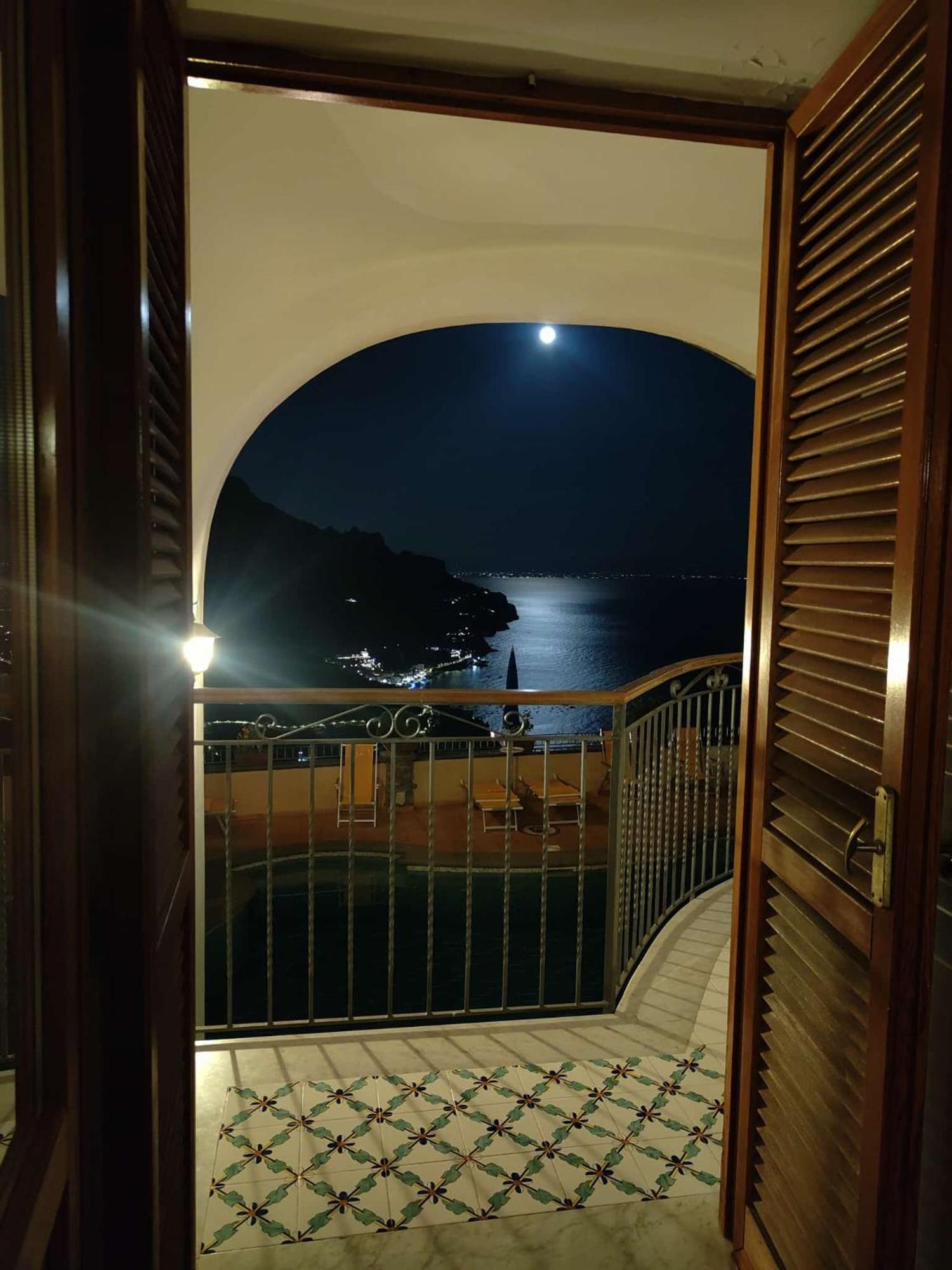 Hotel Bonadies Равело Екстериор снимка